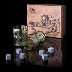WHISKEY LESNÍ SKLO, DÁRKOVÁ SADA 2 SKLENICE + 6 KOSTEK - HISTORICKÉ SKLO - STOLOVÁNÍ