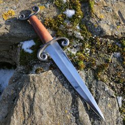 TADEUS, KOVANÁ DÝKA - KOSTÝMOVÉ A SBĚRATELSKÉ DÝKY - ZBRANĚ