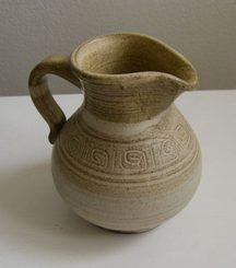 MLÉČENKA, konvička, keramika