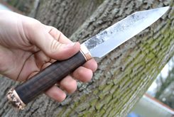 KOŽENÝ KALÍŠEK S VÍKEM A 6 HRACÍCH KOSTEK - STŘEDOVĚKÉ DESKOVÉ HRY - HRY A KNIHY