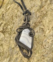 PLAMENNÁ ZÁŘ - PŘÍVĚSKY - ŠPERKY