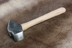 KOVÁŘSKÉ KLADIVO 2 KG - ŘEMESLNÉ VYBAVENÍ - TÁBOŘENÍ A ŘEMESLA
