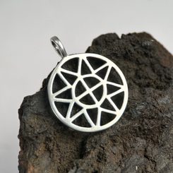 DIVOČÁK - KANEC, MASIVNÍ AMULET KANČÍ HLAVA BRONZ - PŘÍVĚSKY - ŠPERKY