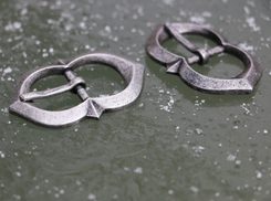 POLSTROVÁNÍ POD PŘILBU, BATVAT - PŘÍSLUŠENSTVÍ PRO PŘILBY - ZBROJE