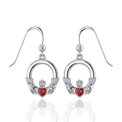 IRSKÉ NÁUŠNICE CLADDAGH, GRANÁT, STŘÍBRO 925 - PRODUCTS - ARCHIV