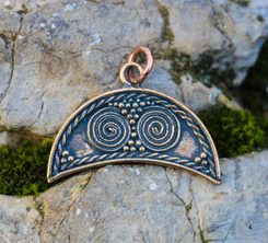 LUNA, PŘÍVĚŠEK, INSPIRACE VELKÁ MORAVA, BRONZ - PŘÍVĚSKY - ŠPERKY