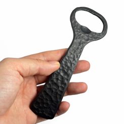 GAWAIN - KOVANÝ SVÍCEN - SVÍCNY, KOVANÉ - KOVÁŘSTVÍ A MINCE