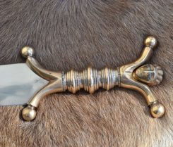 FIANNA, JELEN - MOSAZNÝ TORQUES - TORQUESY - ŠPERKY