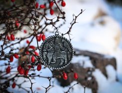 COLLACH - KELTSKÝ KANEC, PŘÍVĚŠEK ZINEK, STAROMOSAZ - VŠECHNY AMULETY, VLASTNÍ VÝROBA - ŠPERKY