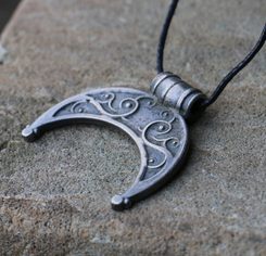 LUNICA, SLOVANSKÝ AMULET, ZINEK - SLOVANSKÉ AMULETY - ŠPERKY