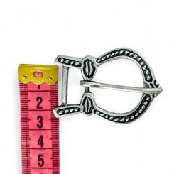 NÁKONČÍ, GOKSTAD, NORSKO, SLITINA ZINKU, STAROSTŘÍBRO - SPONY A KOVÁNÍ - SEDLÁŘSTVÍ