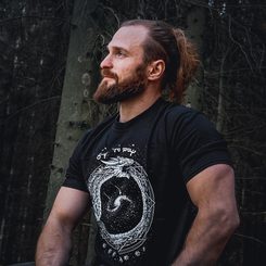 UROBOROS, PÁNSKÉ TRIČKO ČERNOBÍLÉ - TRIČKA PÁNSKÁ - MÓDA