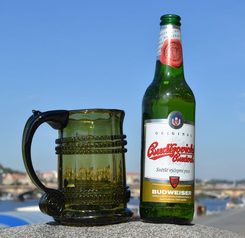 HISTORICKÝ PŮLLITR, ZELENÉ LESNÍ SKLO - HISTORICKÉ SKLO - STOLOVÁNÍ