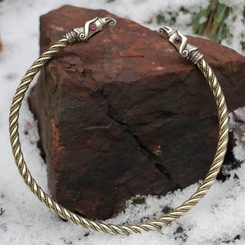 HUGINN A MUNINN, VIKINGSKÝ NÁPAŽNÍK, MOSAZ - NÁRAMKY - ŠPERKY