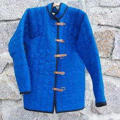 PROŠÍVANICE, STŘEDOVĚKÁ KABÁTEC, GAMBESON - PROŠÍVANÉ ZBROJE - ZBROJE