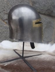 KUŠINICKÝ ŠALÍŘ - STŘEDOVĚKÉ PŘILBY - ZBROJE