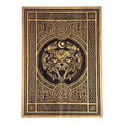 VLK FENRIR S ORNAMENTY NÁSTĚNNÁ DEKORACE, DŘEVO 32X44CM - DŘEVĚNÉ OBRAZY - HOME DECOR