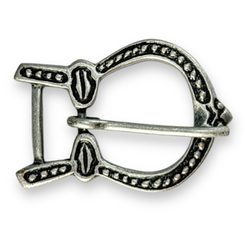 PŘEZKA NA OPASEK GOTLAND, SLITINA ZINKU, STAROSTŘÍBRO - SPONY A KOVÁNÍ - SEDLÁŘSTVÍ