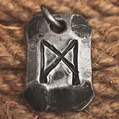 MANNAZ, kovaná runa, amulet