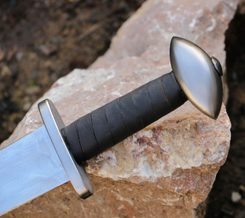 BORG, VIKINSKÝ MEČ - ČERNÁ KŮŽE - VIKINSKÉ MEČE - ZBRANĚ