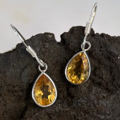 SLAVIA DÁMSKÉ SLOVANSKÉ TRIČKO BAREVNÉ - TRIČKA DÁMSKÁ - MÓDA