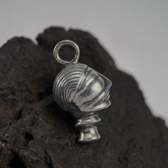 DIVOČÁK - KANEC, MASIVNÍ AMULET KANČÍ HLAVA BRONZ - PŘÍVĚSKY - ŠPERKY