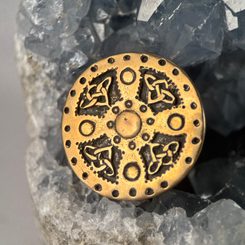 DIVOČÁK - KANEC, MASIVNÍ AMULET KANČÍ HLAVA BRONZ - PŘÍVĚSKY - ŠPERKY