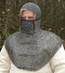 KROUŽKOVÝ NÝTOVANÝ LÍMEC S KOŽENÝMI ŘEMÍNKY A PŘEZKAMI - KROUŽKOVÁ ZBROJ - ZBROJE