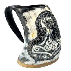 THOROVO KLADIVO, VIKINGSKÝ POHÁR Z ROHOVINY - ROHY SE ZDOBENÍM - STOLOVÁNÍ