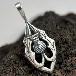 SGIAN DUBH, SKOTSKÝ NŮŽ - NOŽE HISTORICKÉ - ZBRANĚ