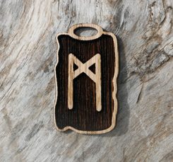 MANNAZ - RUNOVÝ AMULET DŘEVĚNÝ - RUNY - ŠPERKY