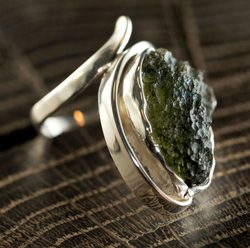Přírodní VLTAVÍN, prsten, stříbro 925