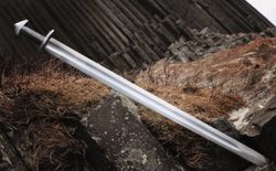 BORG, vikinský meč - černá kůže