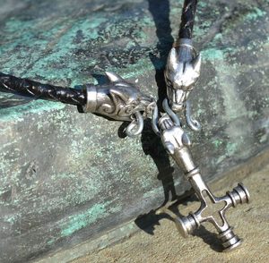 FENRIR, ISLANDSKÝ VLČÍ KŘÍŽ, KOŽENÉ BOLO - VIKINGSKÉ AMULETY - ŠPERKY