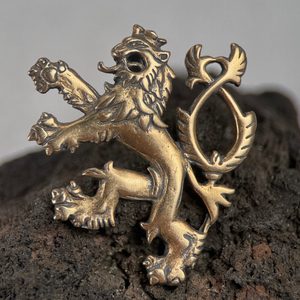 ČESKÝ LEV VE SKOKU, BRONZOVÝ PŘÍVĚŠEK - PŘÍVĚSKY - ŠPERKY