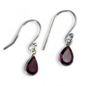 RUTH, STŘÍBRNÉ NÁUŠNICE, GRANÁT, AG 925/1000 - NÁUŠNICE - STŘÍBRNÉ ŠPERKY