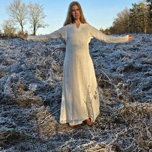 VIKINGSKÉ LNĚNÉ ŠATY - DÁMSKÉ ODĚVY - MÓDA