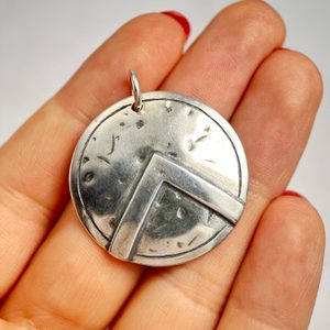 SPARTA, SPARTSKÝ ŠTÍT, STŘÍBRNÝ PŘÍVĚSEK, AG 925 - PŘÍVĚSKY - STŘÍBRNÉ ŠPERKY