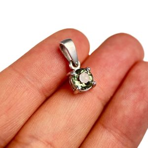 CYNGUS, STŘÍBRNÝ PŘÍVĚSEK S VLTAVÍNEM, AG 925 - ŠPERKY S VLTAVÍNY - STŘÍBRNÉ ŠPERKY