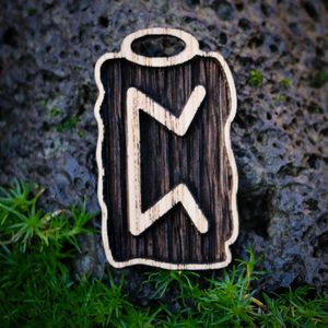 PERTHRO - RUNOVÝ DŘEVĚNÝ AMULET - RUNY - ŠPERKY