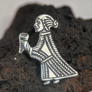 VALKÝRA S ROHEM - STŘÍBRNÝ PŘÍVĚSEK, AG 925 - PŘÍVĚSKY - STŘÍBRNÉ ŠPERKY