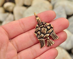VIKINSKÝ HAVRAN, JAROSLAV, RUSKO, 10. STOLETÍ, BRONZOVÝ AMULET - PŘÍVĚSKY - ŠPERKY