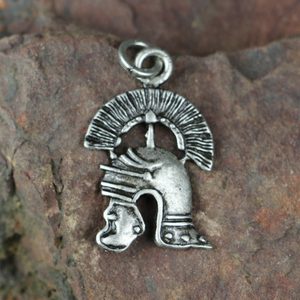 CENTURION, ŘÍMSKÁ PŘILBA, PŘÍVĚŠEK ZINEK, STAROSTŘÍBRO - VŠECHNY AMULETY, VLASTNÍ VÝROBA - ŠPERKY