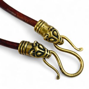 VIKINGSKÝ VLK, KOŽENÝ NÁHRDELNÍK, BRONZ - NÁHRDELNÍKY - ŠPERKY