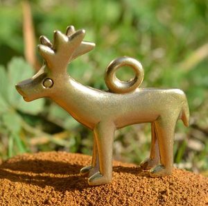 KELTSKÝ JELEN, LA TENE, OPPIDUM STRADONICE, REPLIKA, BRONZ - PŘÍVĚSKY - ŠPERKY