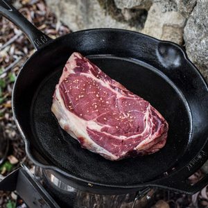 LITINOVÁ PÁNEV S RUKOJETÍ FP30 PETROMAX - OSTATNÍ BUSHCRAFT VÝROBKY - TÁBOŘENÍ A ŘEMESLA