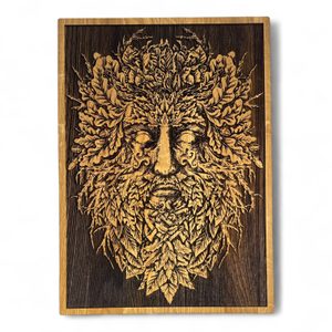 ZELENÝ MUŽ NÁSTĚNNÁ DEKORACE, DESKA 32 X 45 CM - DŘEVĚNÉ OBRAZY - HOME DECOR