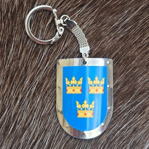 ŠVÉDSKO, STŘEDOVĚKÝ ŠTÍT, KLÍČENKA, KOV, RUČNÍ PRÁCE - KLÍČENKY Z KOVU - ŠPERKY