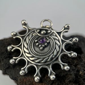 DEVANA, SLOVANSKÝ SLUNEČNÍ STŘÍBRNÝ PŘÍVĚSEK S AMETYSTEM, AG 925, 17 G - PŘÍVĚSKY - STŘÍBRNÉ ŠPERKY