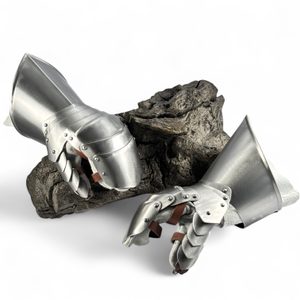 PĚSŤOVÉ RUKAVICE, PĚSTNICE - PLÁTOVÉ RUKAVICE - ZBROJE